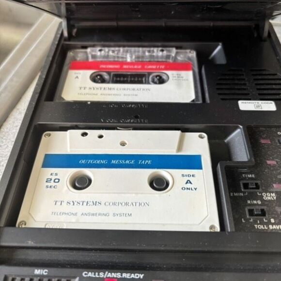 Message-Minder 450 Beeperless Remote Telephone Answerer - Picture 5 of 11